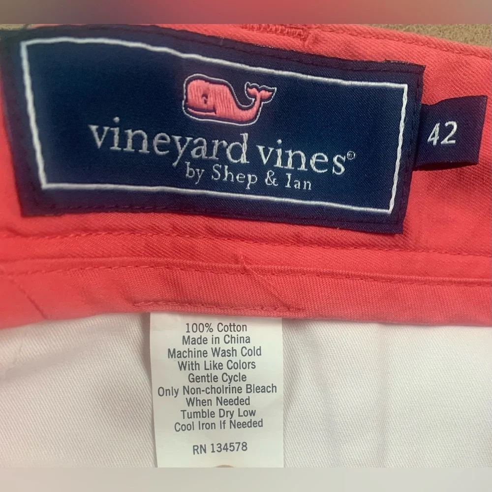 VINEYARD VINES By SHEP & IAN Men's Size 42 x 9 Inch Club Breaker Shorts Peach